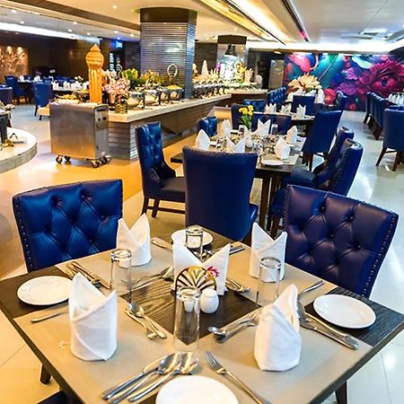 Fars Hotel & Resorts - Bar-Buffet-Pool-Spa Dhaka Exteriör bild